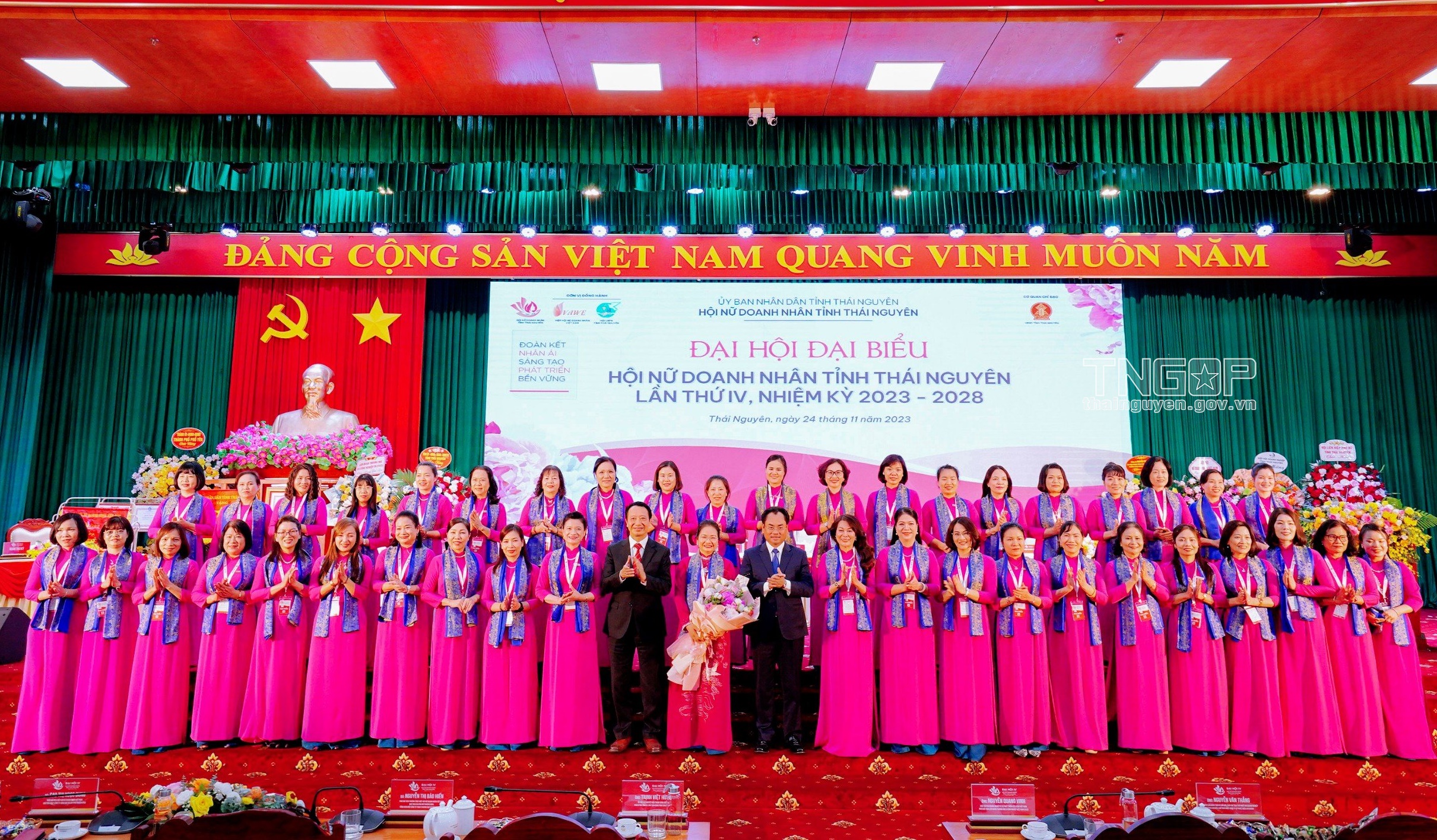 Dai hoi 5 Anh dai dien